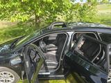 BMW  218i M Paket Pan Dach 360° Kam Serv. Inkl. 8 be - BMW 218 Active Tourer von privat