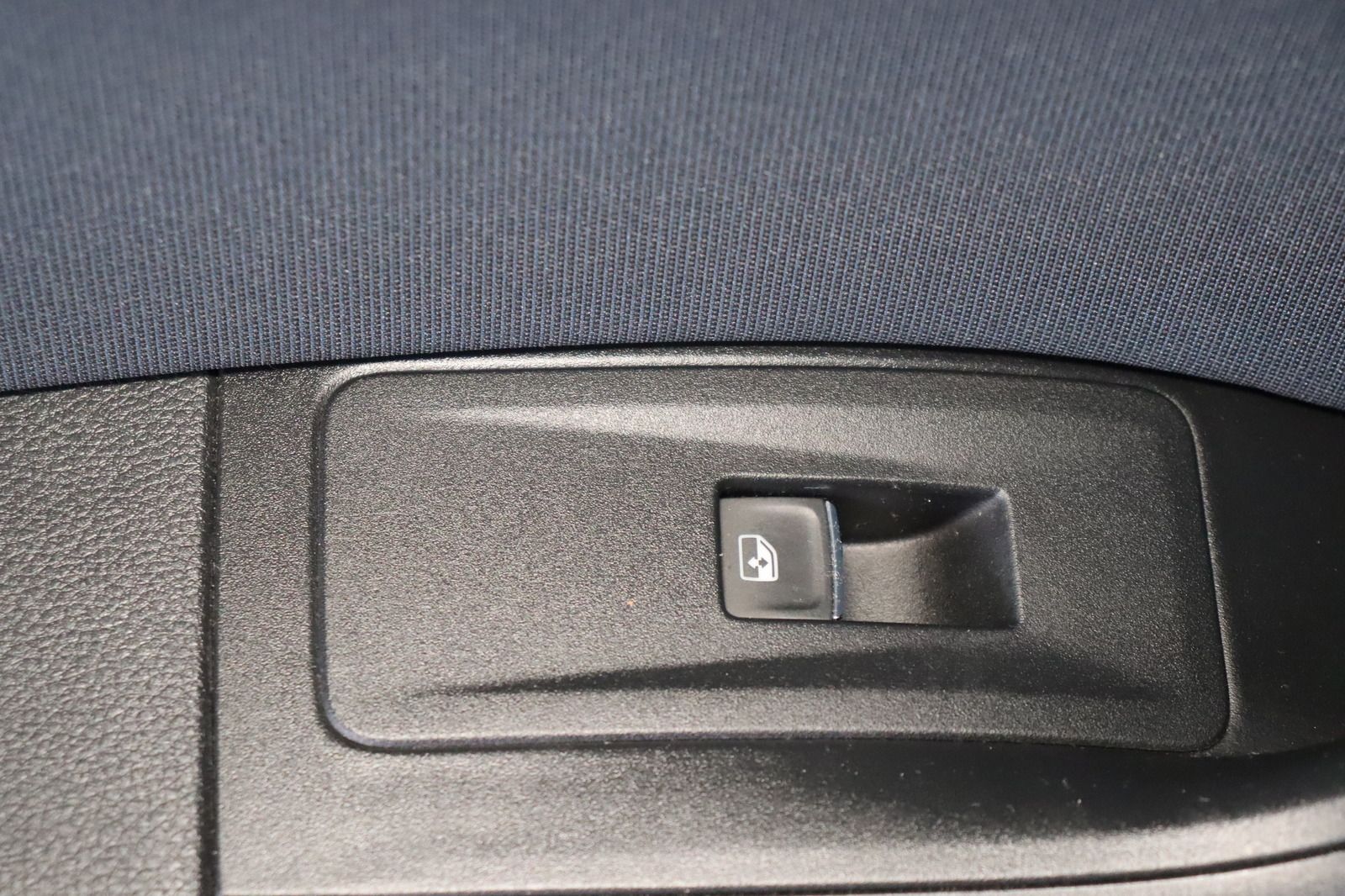 Fahrzeugabbildung SEAT Ateca 2.0 * Navi * LED * ACC * AHK