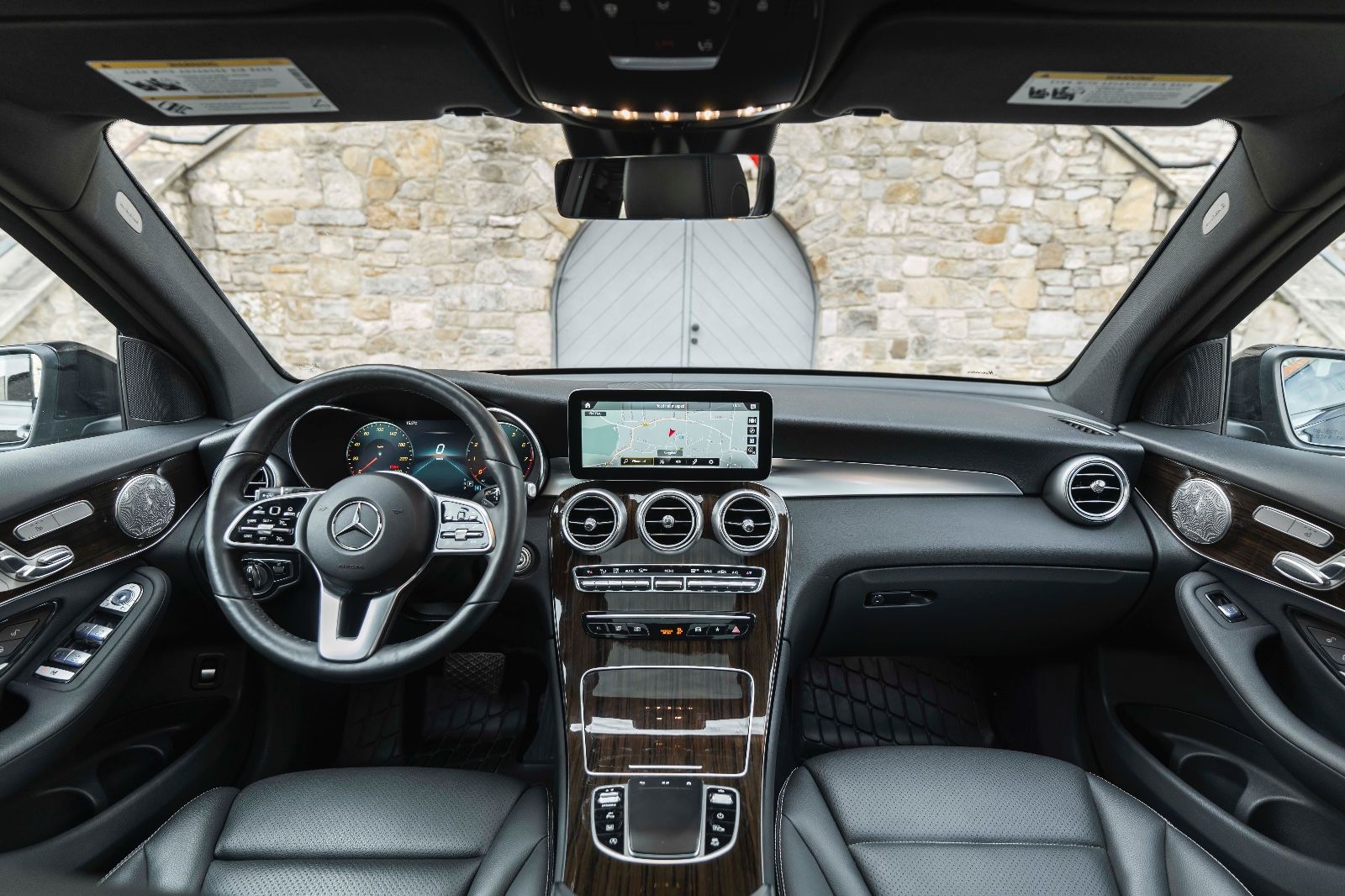 Fahrzeugabbildung Mercedes-Benz GLC 300 4Matic 360° LED TOTW PANO