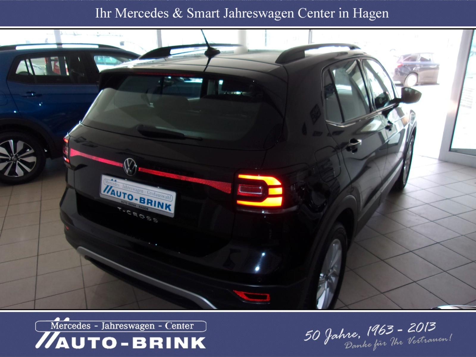 Volkswagen T-Cross Life mit Sitzhzg./PTS/APP/Winter/21tkm