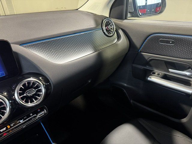 Mercedes-Benz EQA 300 Progressive 4M AHK 360° Ambi LED PTS Tot foto 7
