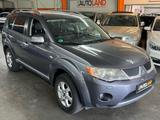 Mitsubishi Outlander 2.2 DI-D Intense*XENON*7 SITZER*AHK - Mitsubishi Outlander in Bonn