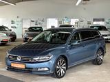 Volkswagen Passat 2.0 TDI Variant  4M *AHK*SHZ*NAV*LED*ACC*