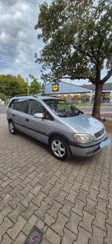 Opel Zafira 2.2 DTI Executive Executive - Opel Zafira: Dti