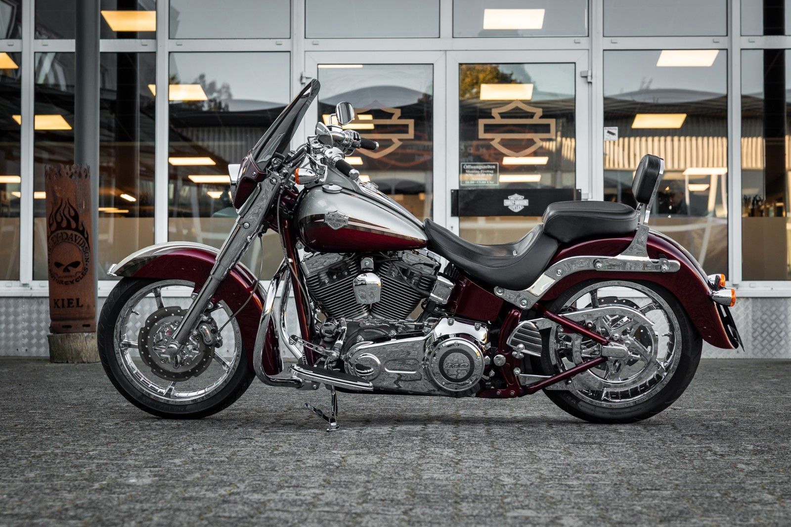 Fahrzeugabbildung Harley-Davidson CVO SOFTAIL CONVERTIBLE FLSTSE2 110 - AMC  -