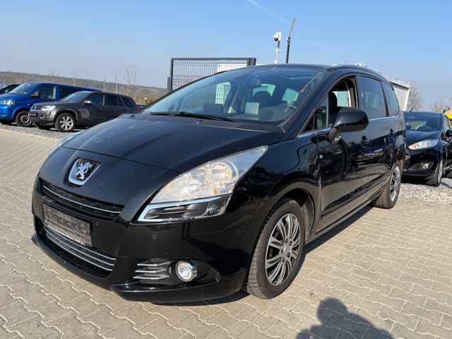 Peugeot 5008 2.0 Premium HDi *Navi*Pano*Leder*