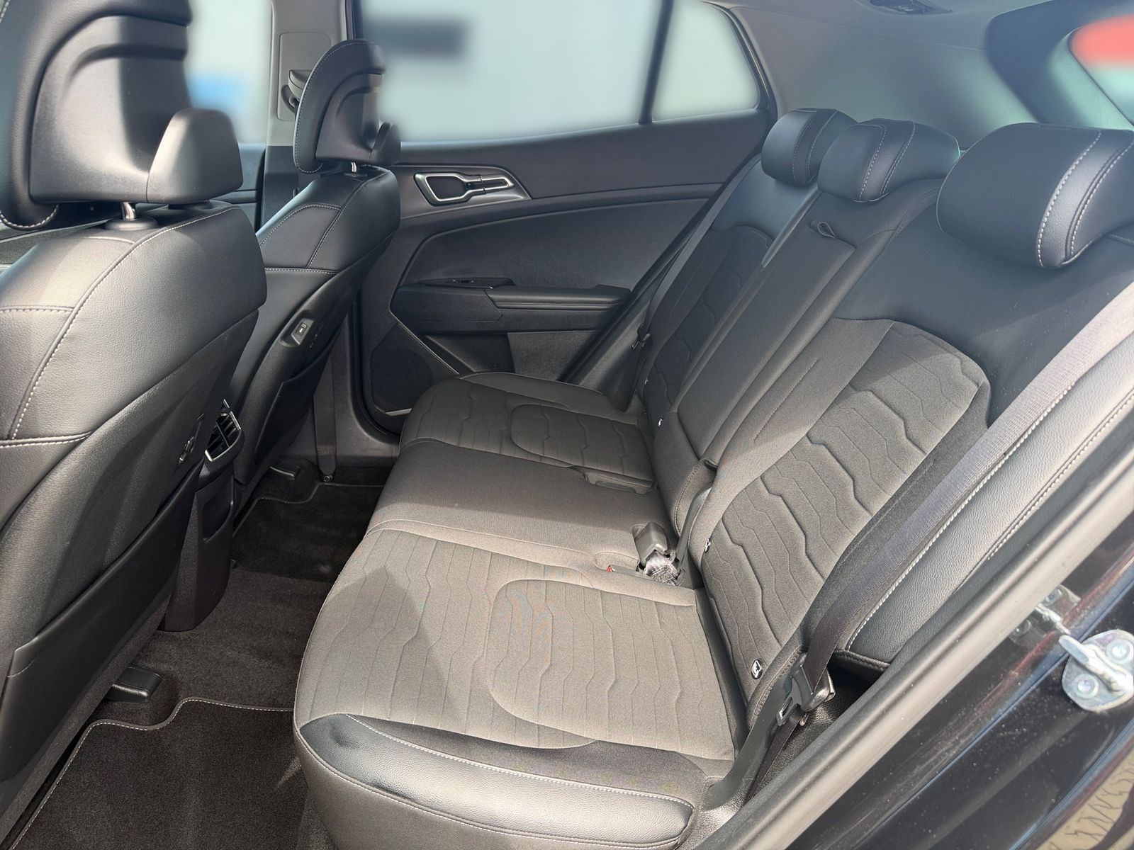 Fahrzeugabbildung Kia SPORTAGE 1.6T 2WD VISION KOM