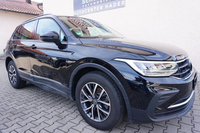 Volkswagen Tiguan 1.5 TSI Life LED/ NAVI