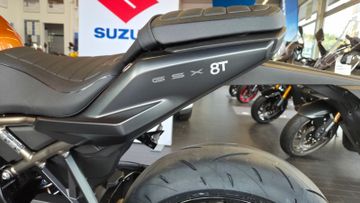 Suzuki GSX 8T