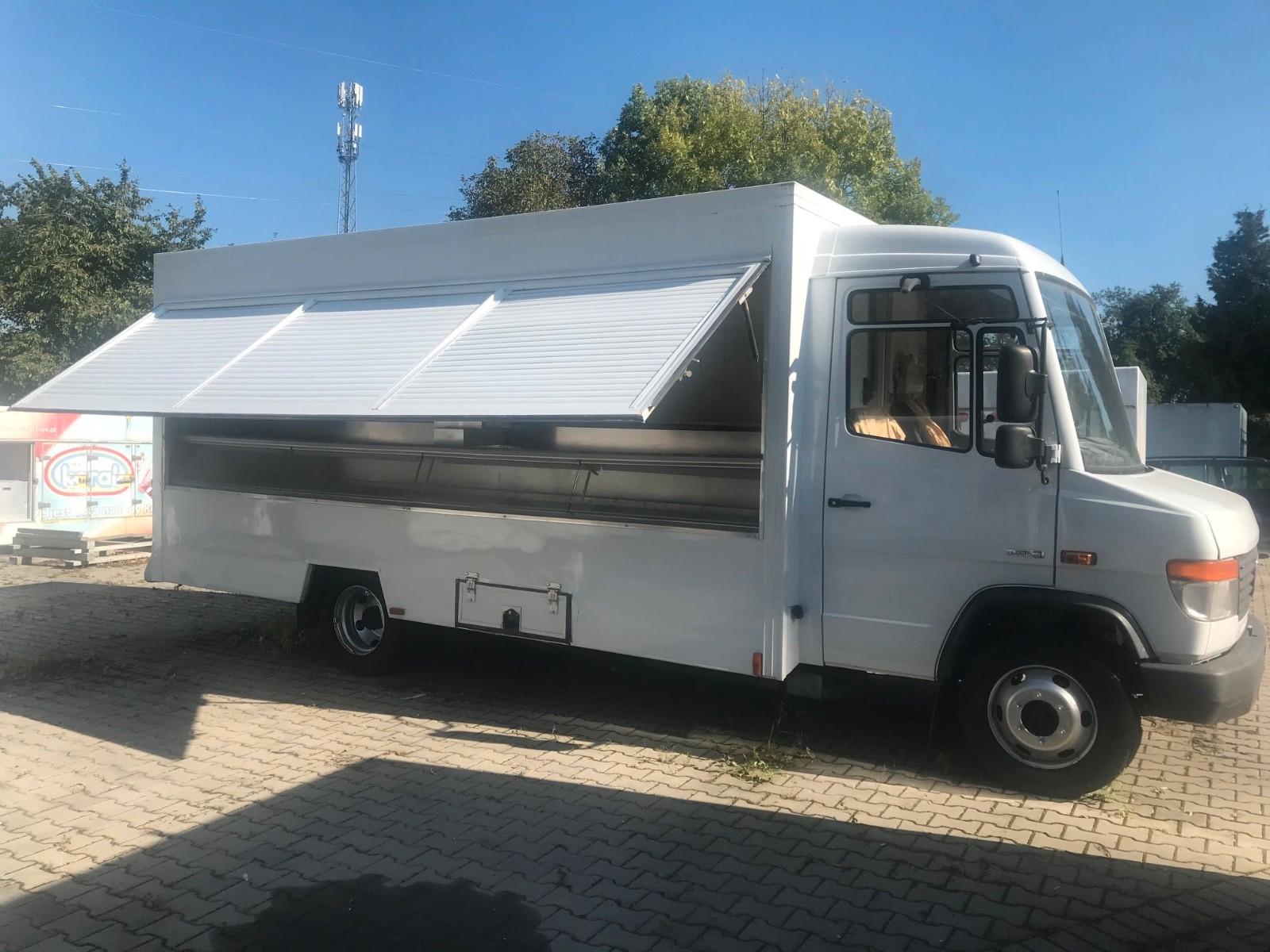 Mercedes-Benz Varo 815  Mobiler Fischladen