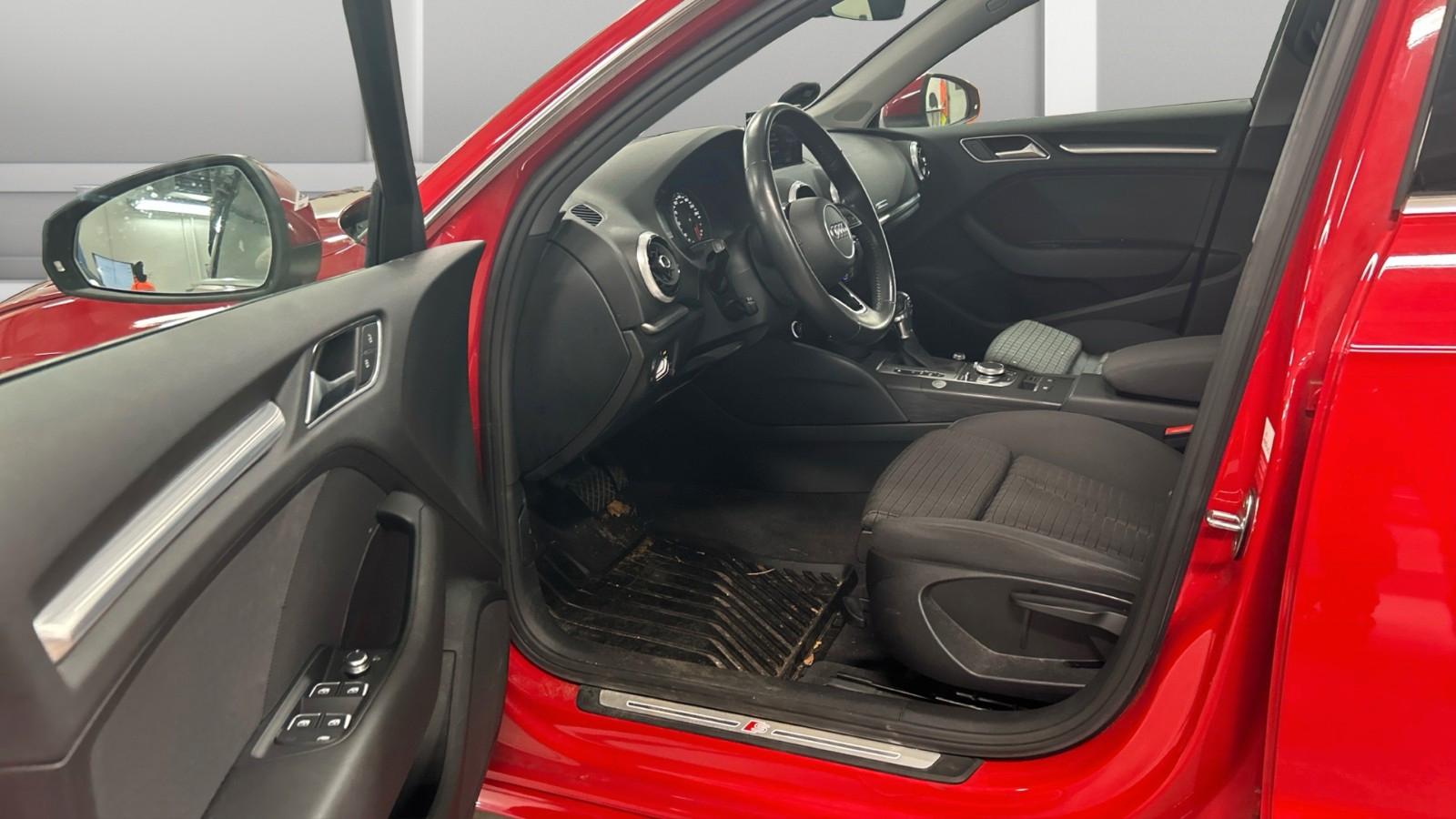 Audi A3 Sportback 40TFSI S line Sport LED SHZ LHZ ACC