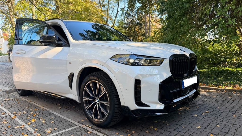 Image of BMW X5