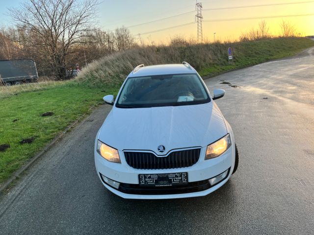 Skoda Octavia Combi Elegance