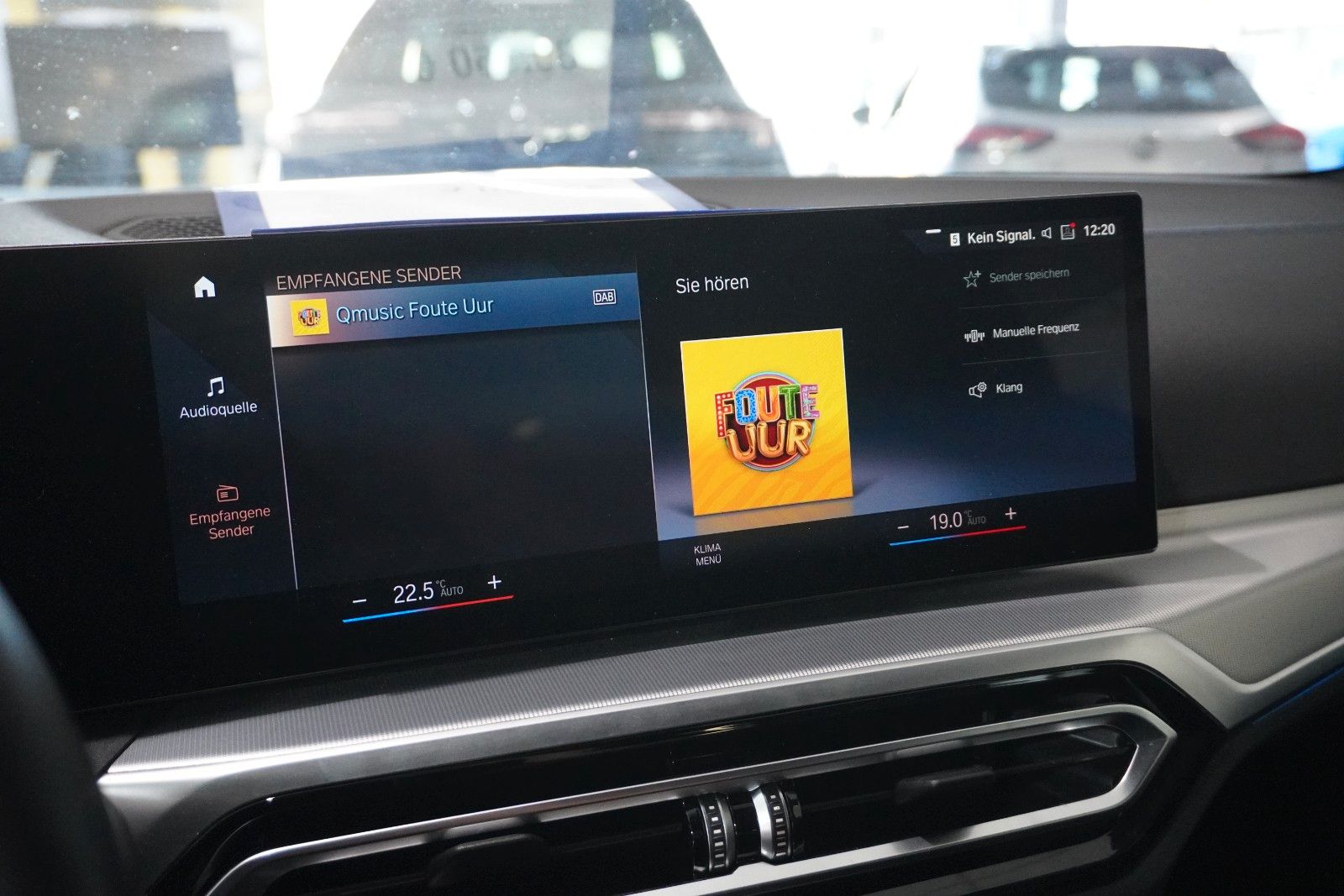 Fahrzeugabbildung BMW i4 Gran Coupe 40 eDrive M-SPORT NAVI/LED/360°/SH
