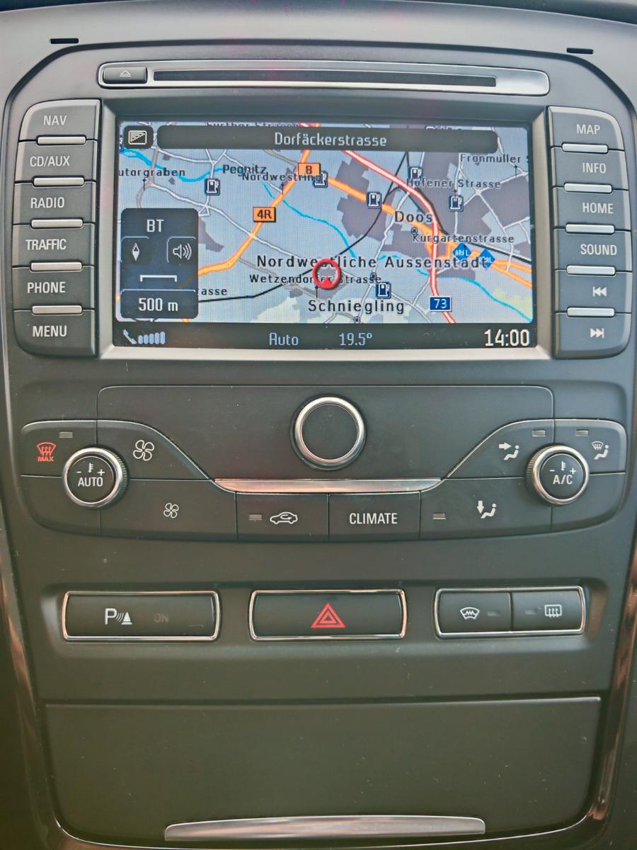 Ford Mondeo 2014 — photo 28
