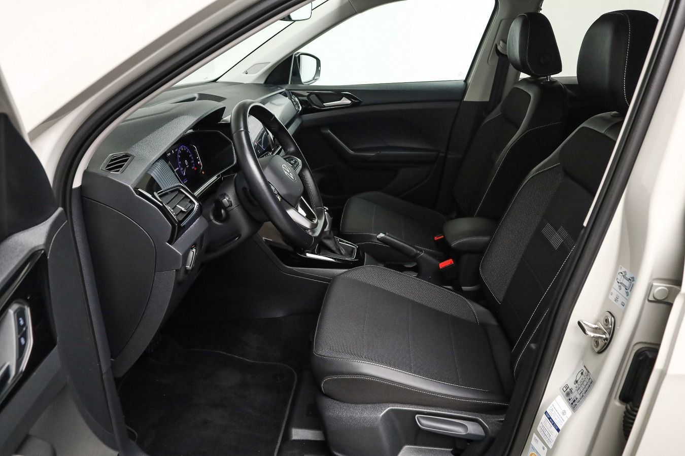 Volkswagen T-Cross - Bild 10