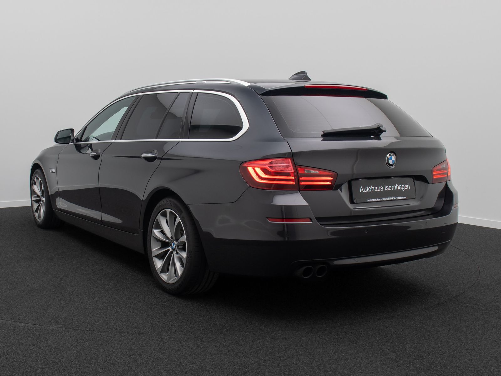 Fahrzeugabbildung BMW 530d xD Modern Line AHK HUD HiFi Leder Standheiz