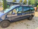 Ford Galaxy 1.9TDI 85 kW Ghia 7-sitzig Autom. Ghia - Ford Galaxy: 1.8