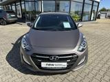 Hyundai i30 1.4 Classic Standheizung - Hyundai i30 Classic mit Benzin-Antrieb