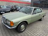 Mercedes-Benz 230C Automatik Lenkradschaltung - Mercedes-Benz 230: Sportwagen