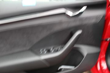 Fahrzeugabbildung SKODA Octavia Combi RS First Edition Pano ACC Memory