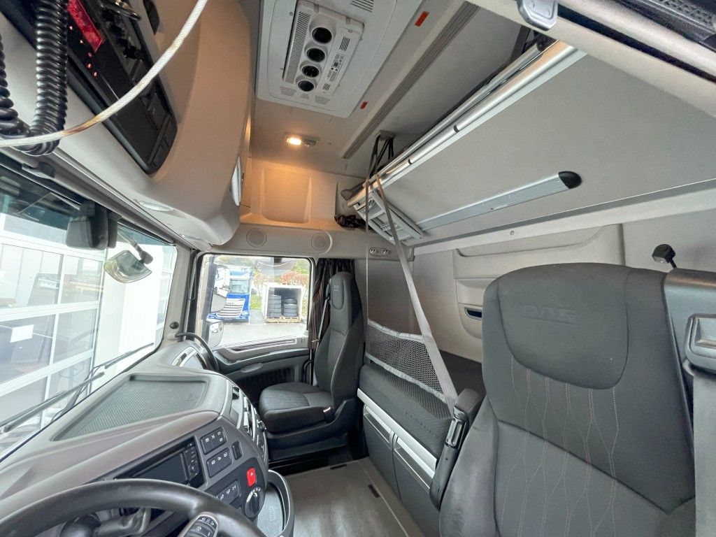 Fahrzeugabbildung DAF FT XF 480 SSC, Federung: Luft/Luft