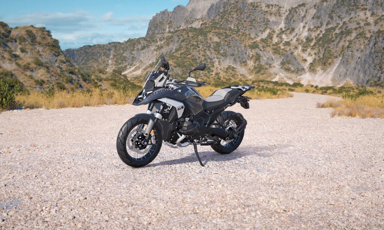 Fahrzeugabbildung BMW R 1300 GS Triple Black ASA inkl. Zubehör im Wert