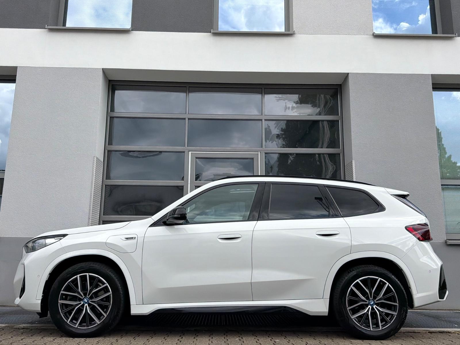 BMW X1 30e xD ACC*M SPORT*PANO*KAM*MASSAGE*H/K*HUD*