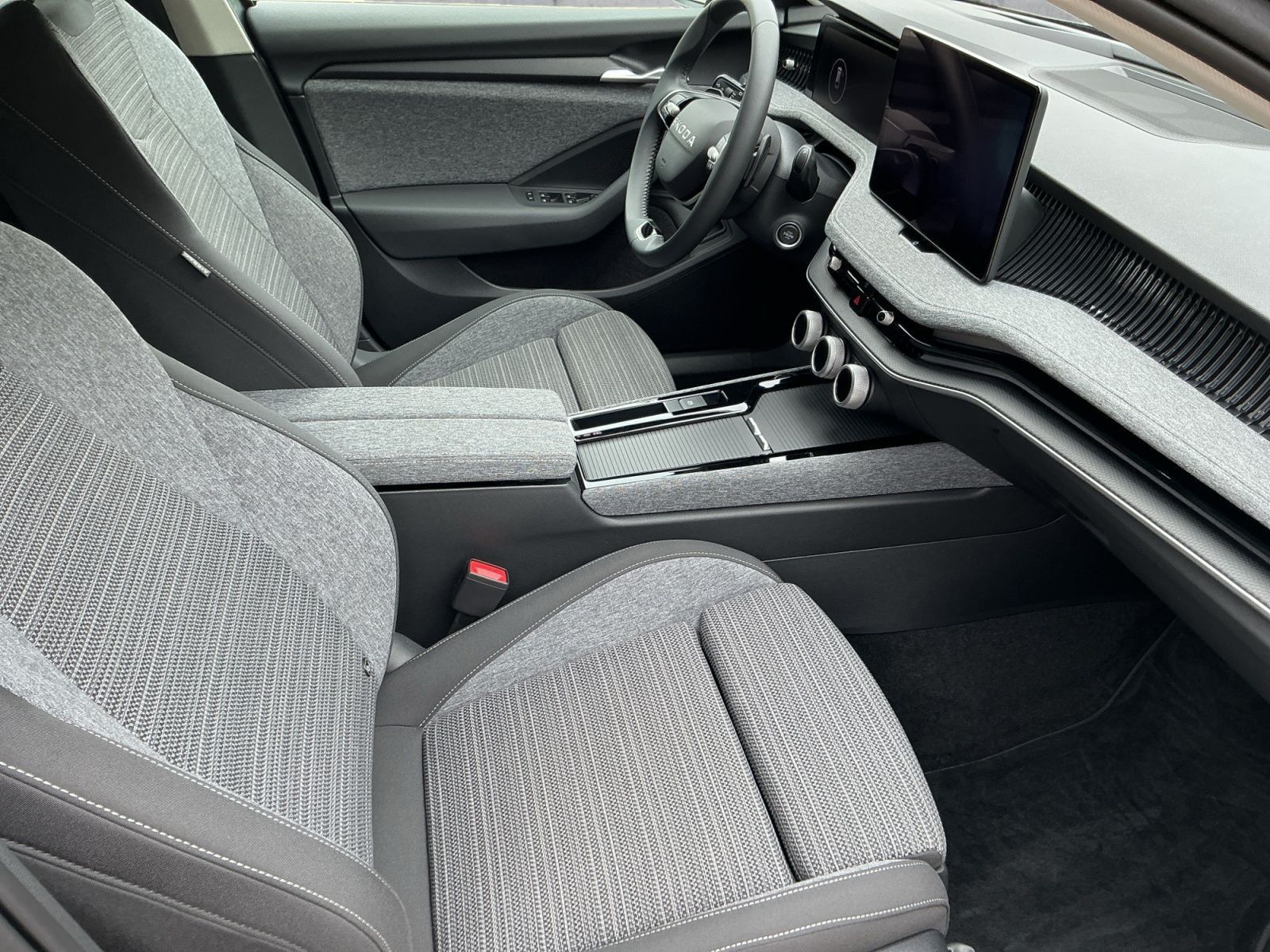 Skoda Superb - Bild 12