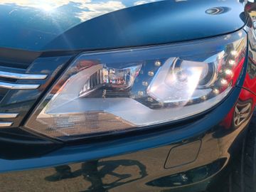 Volkswagen Tiguan - 2
