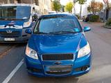 Chevrolet Aveo 1,2 l benziner - Chevrolet 2500 von privat