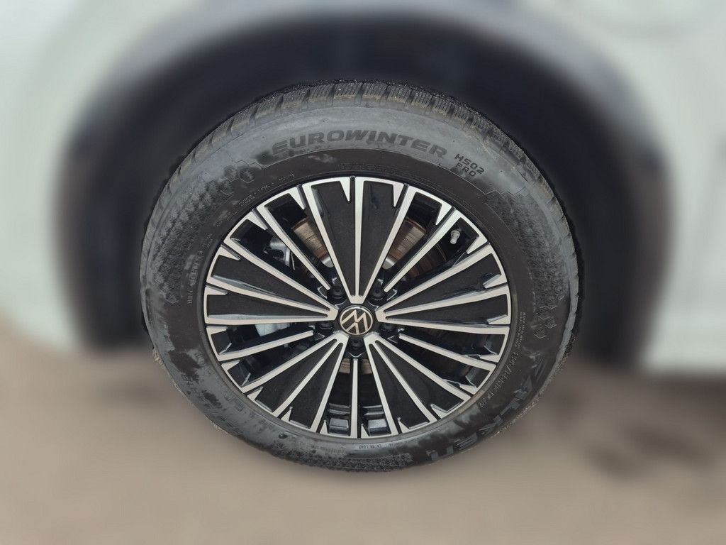 Tiguan 1.5 TSI eHybrid R-Line *DSG*AHK*PANO*BLAC