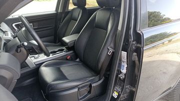Land-Rover Discovery Sport - 10