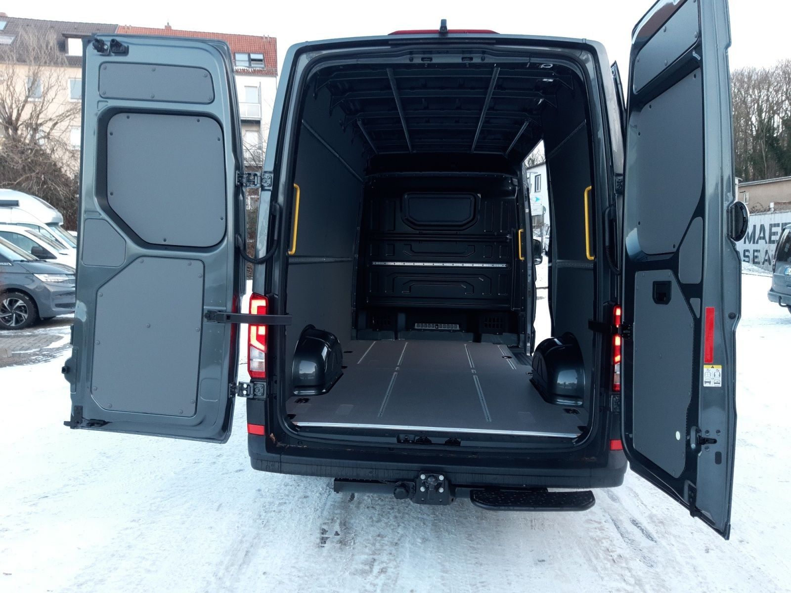 Crafter 35 Kasten 2,0 TDI 130 kW Frontantrieb 8-