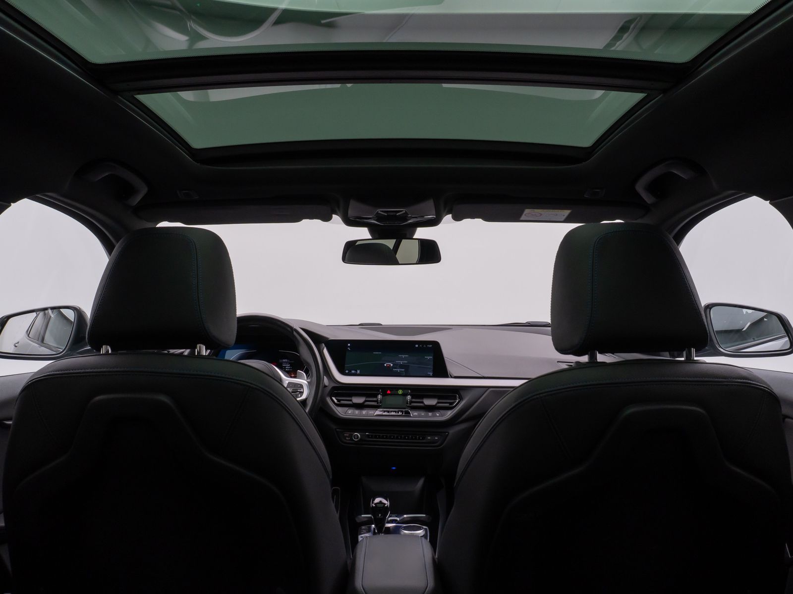 Fahrzeugabbildung BMW 120i M Sport Panorama DAB HiFi Fernlichta 18Zoll