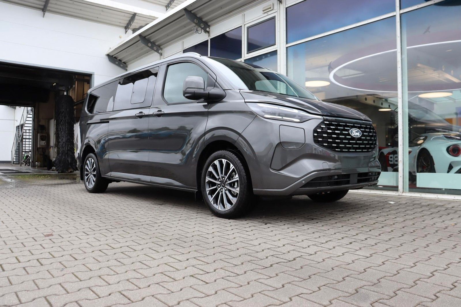 Ford Tourneo Custom Titanium X 2,5l PHEV 340 L2