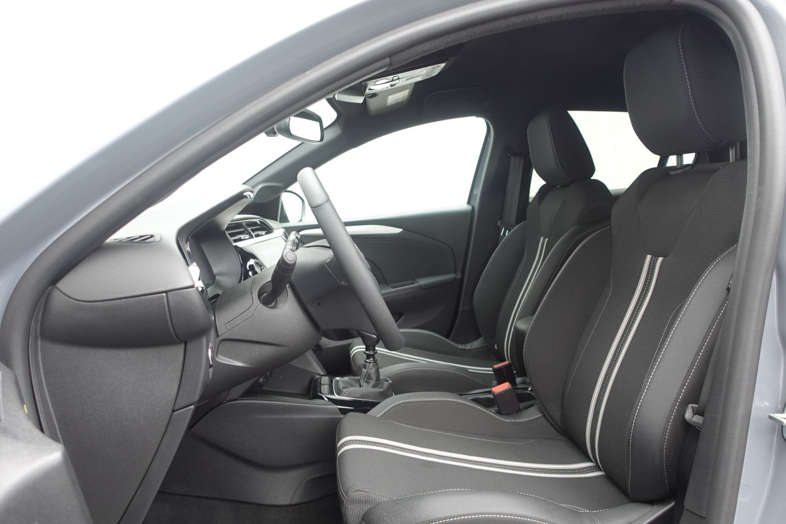 Fahrzeugabbildung Opel Corsa GS 1.2T,Navi,Kamera, Sitzhzg,Allwetter,LED