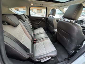 Ford Kuga - 9