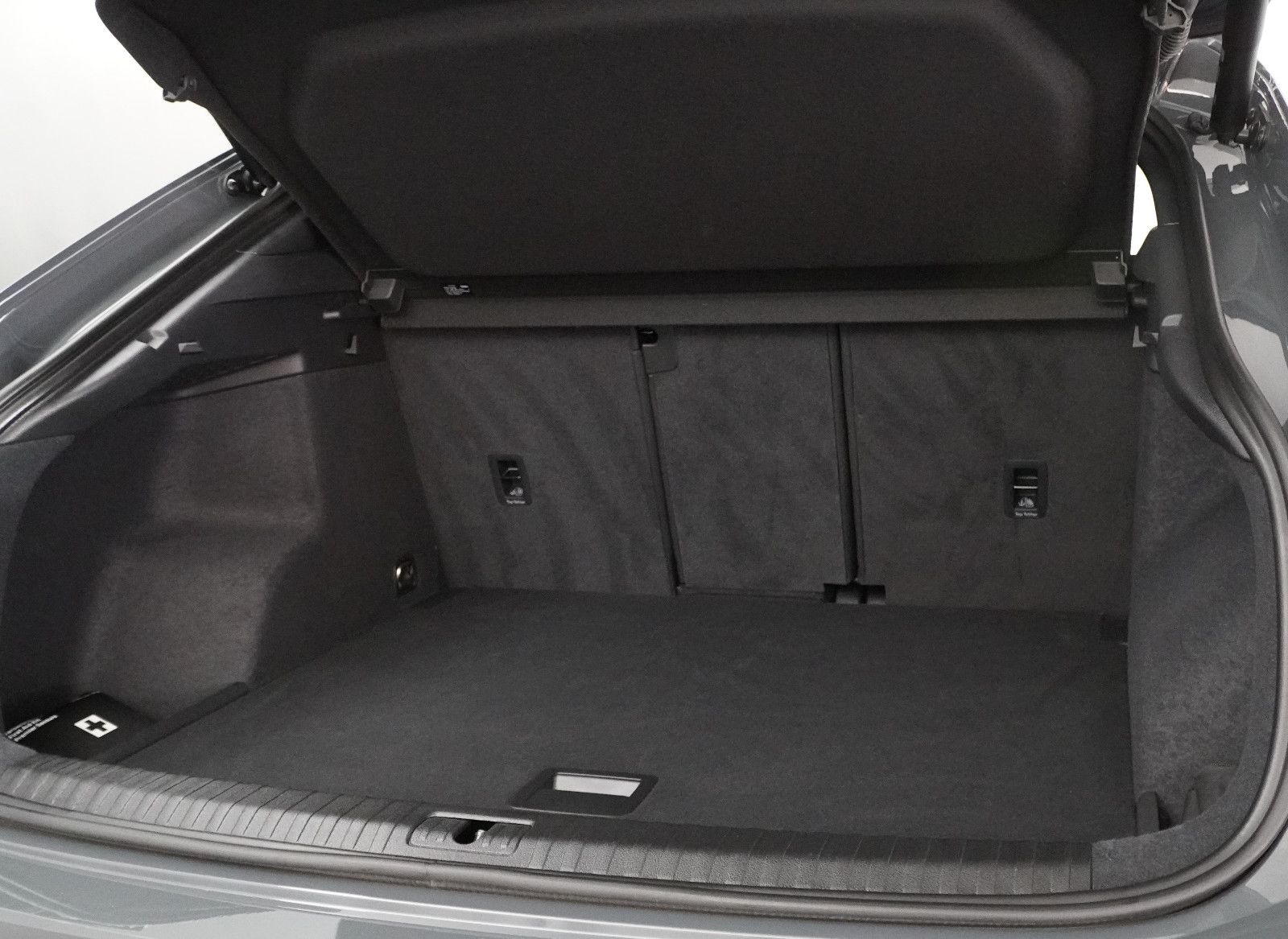 Audi Q3 Sportback Nanograu mit Optik-Paket S Line foto 25
