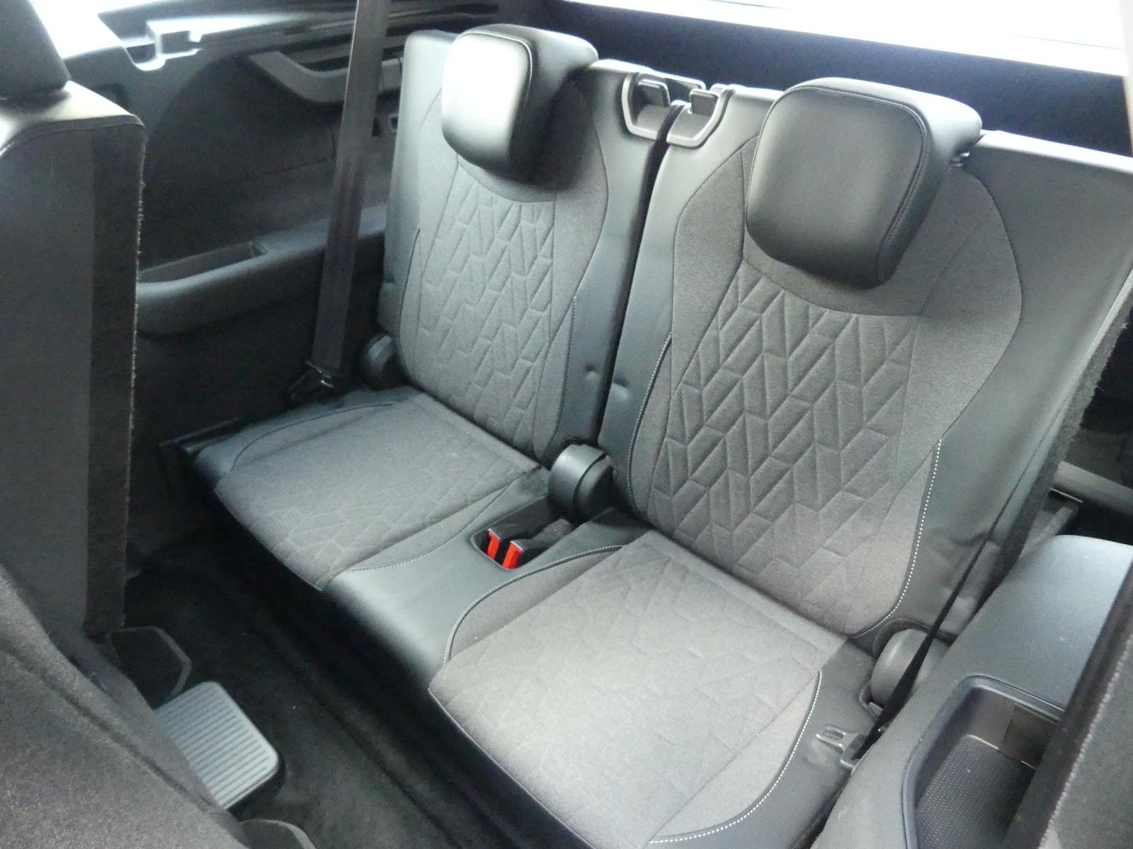 Volkswagen Tayron 1.5 eTSI Life Hybrid 7SITZE/MATRIX/AHK/KA, миниатюра 12