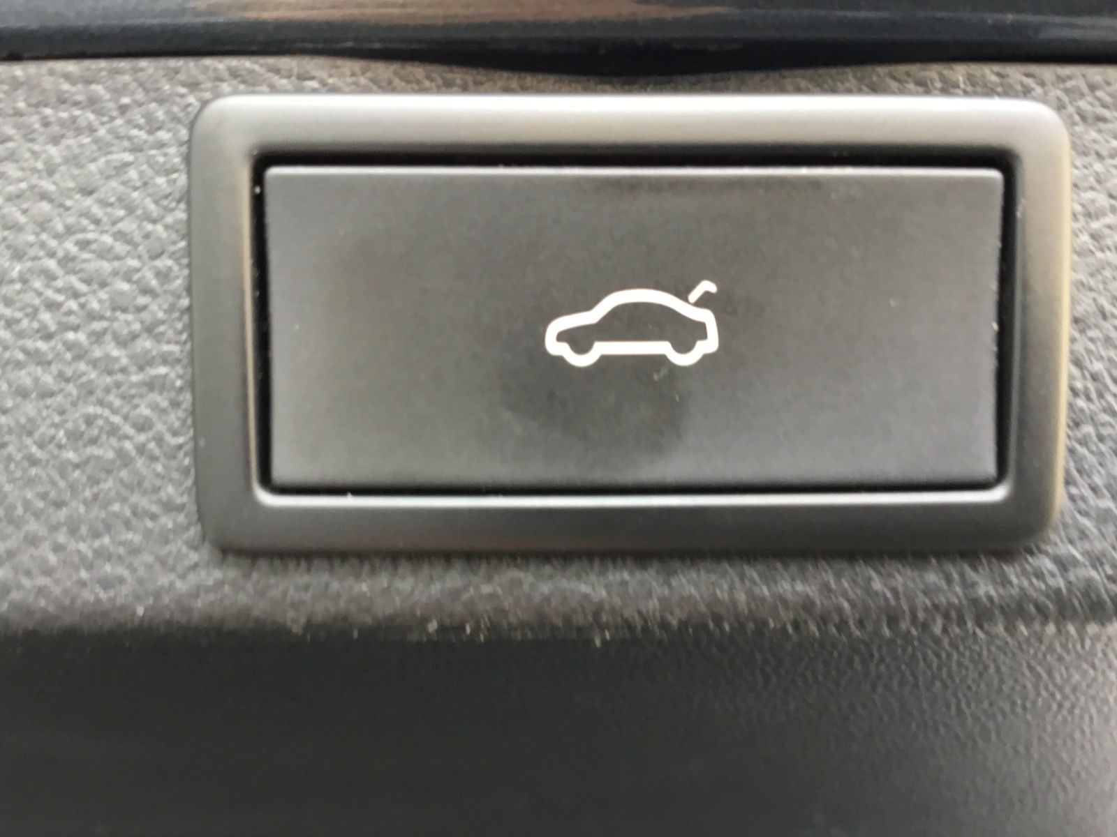 Fahrzeugabbildung SKODA Octavia Combi RS 2.0 TSI DSG+AHK+Head up+Matrix