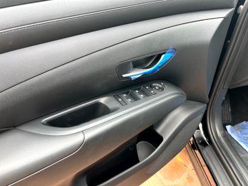 Hyundai TUCSON - 8