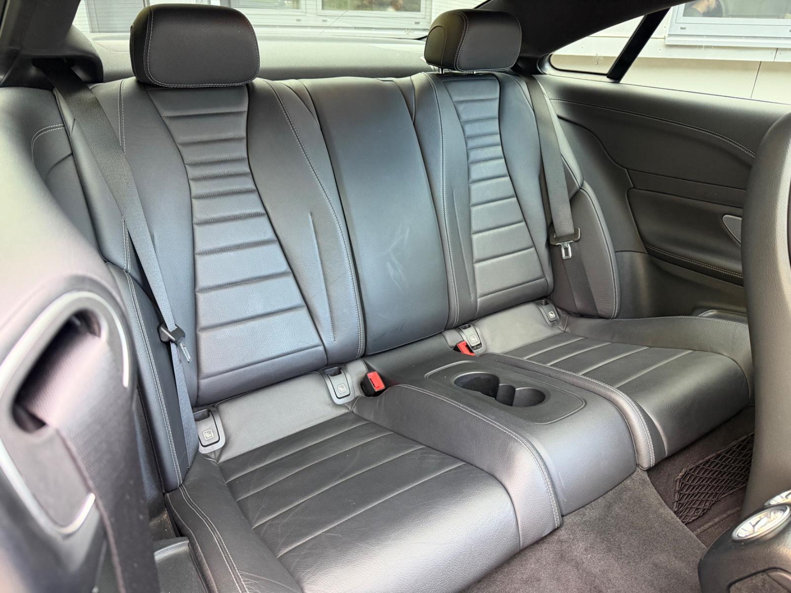 Mercedes-Benz E 300 EDITION 1 /AMG/ PANO/LEDER/NIGHTPACKET