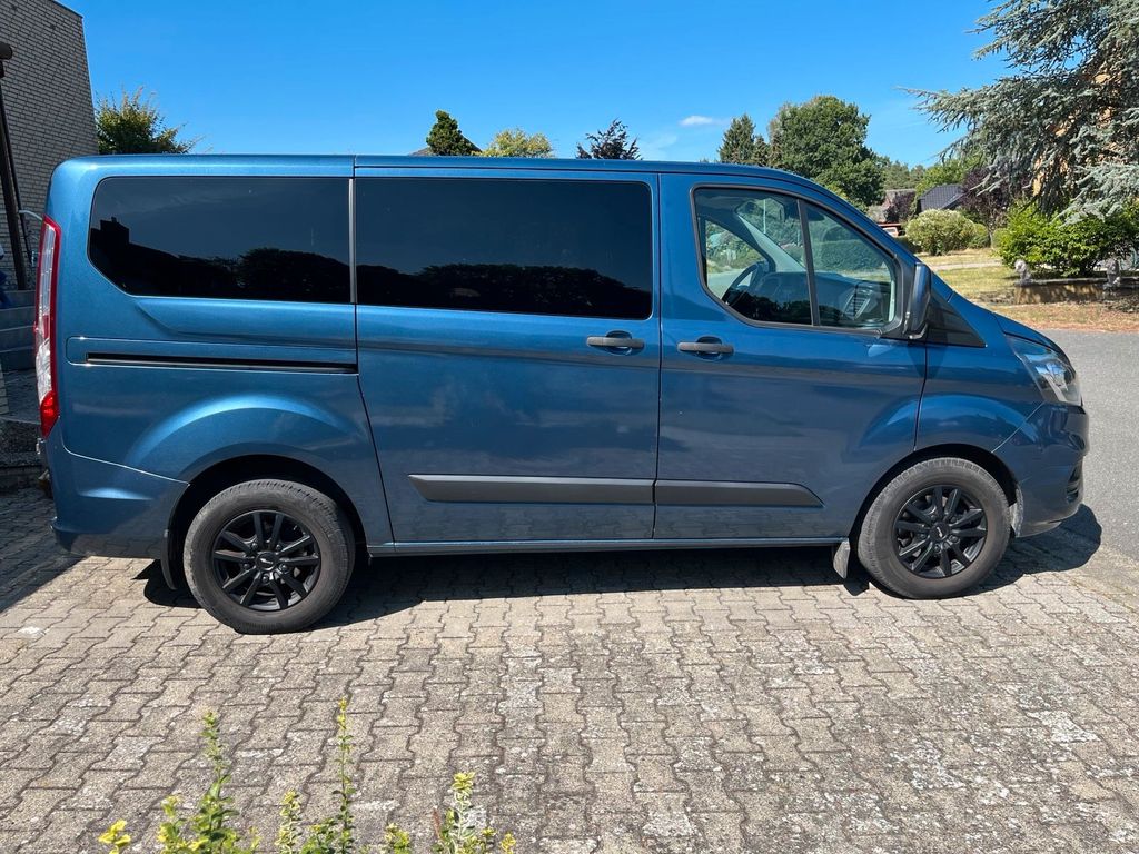 Image of Ford Transit Custom