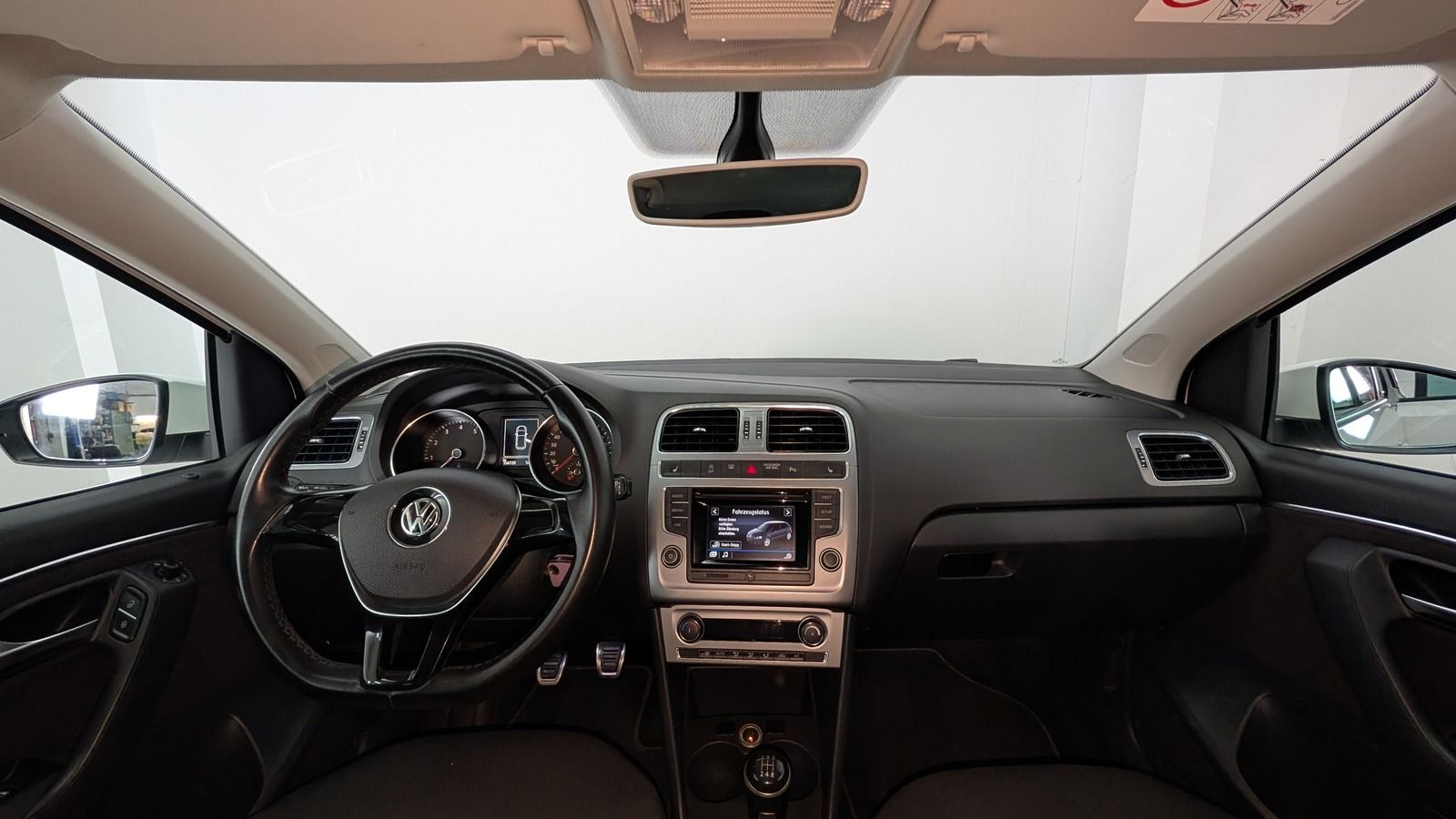 Fahrzeugabbildung Volkswagen Polo V 1.0 TSI * SHZ * LED * PDC Allstar