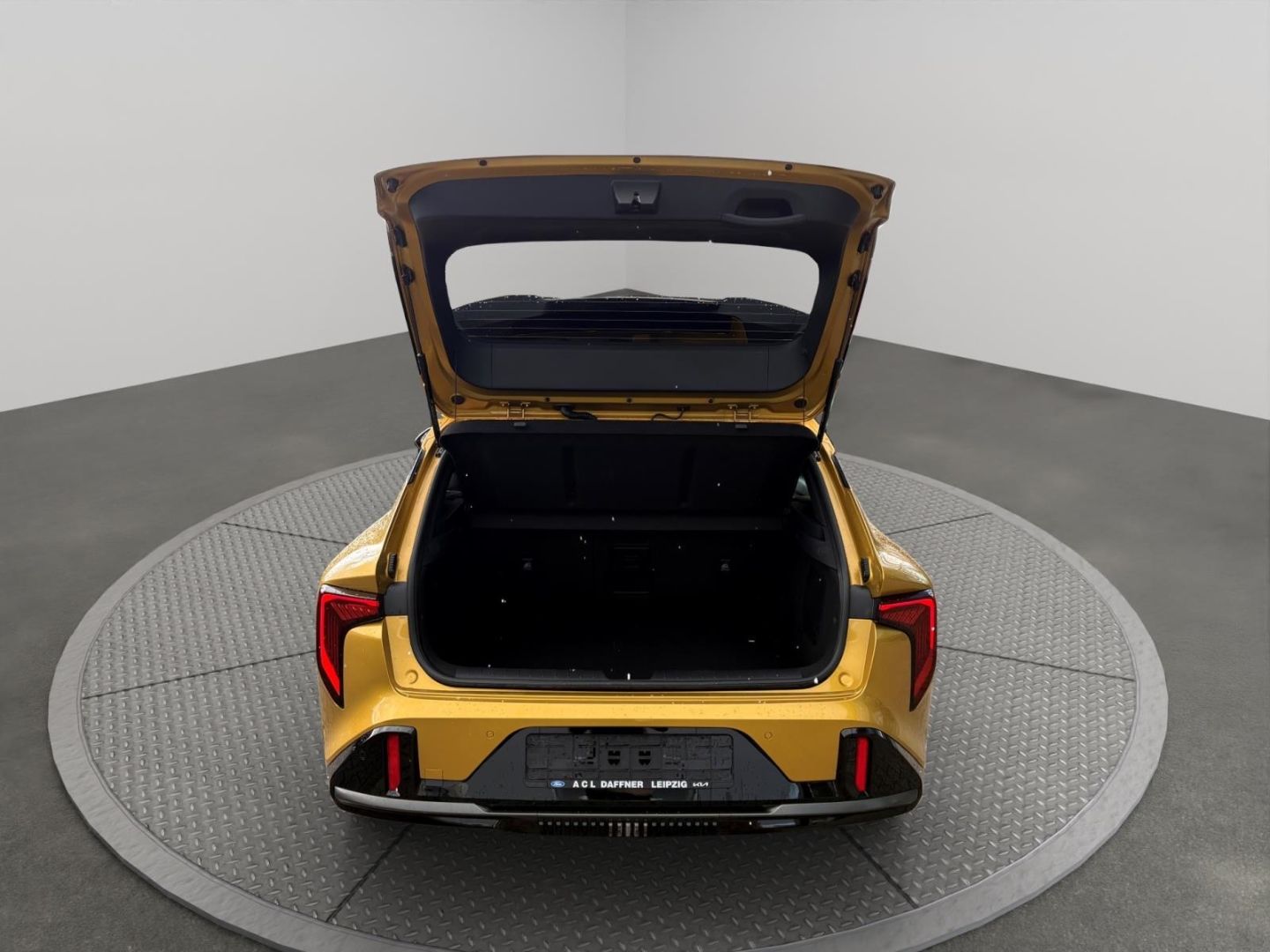 Fahrzeugabbildung Kia K4 1.6 T-GDI 132 kW GT-Line HUD HarmanKardon
