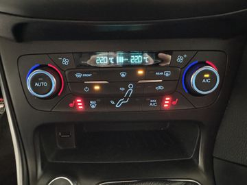 Ford Focus Turnier ST 250PS