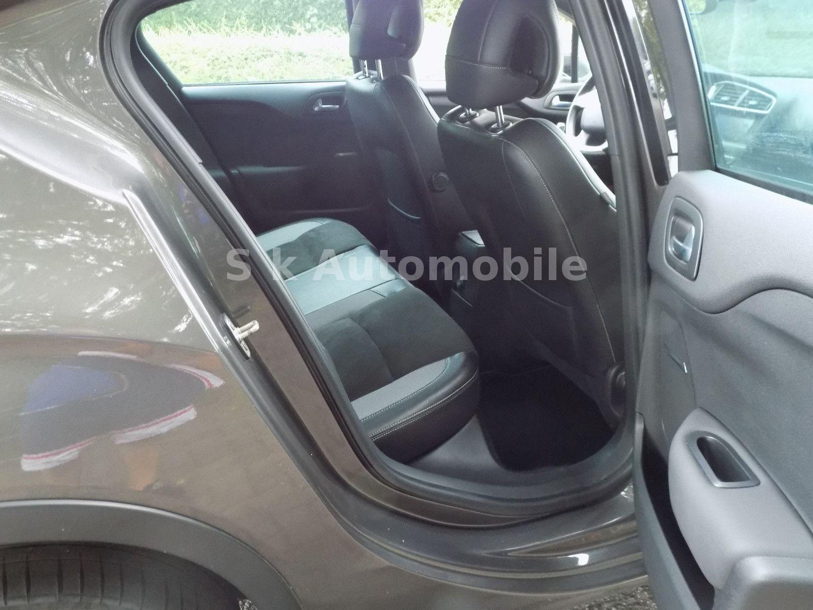 DS Automobiles DS4 DS 4 Crossback HU NEU