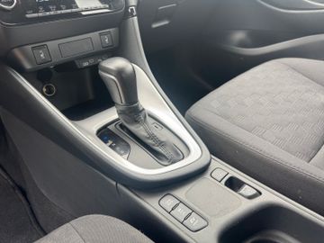 Toyota Yaris - 11