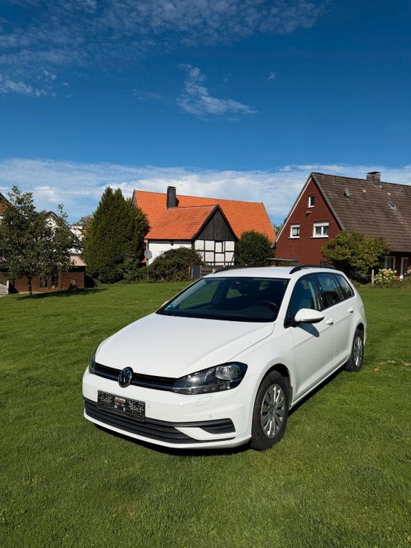 Image of Volkswagen Golf